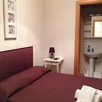 巴尔姆斯中央旅馆 2*