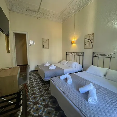 Balmes Centro בית הארחה 2*