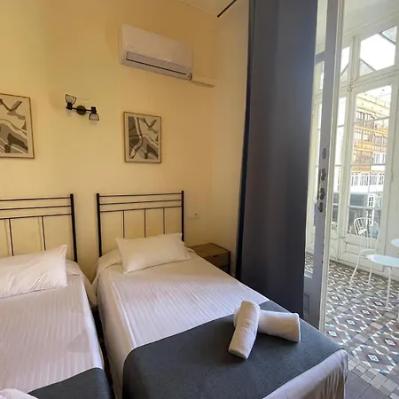 בית הארחה Balmes Centro