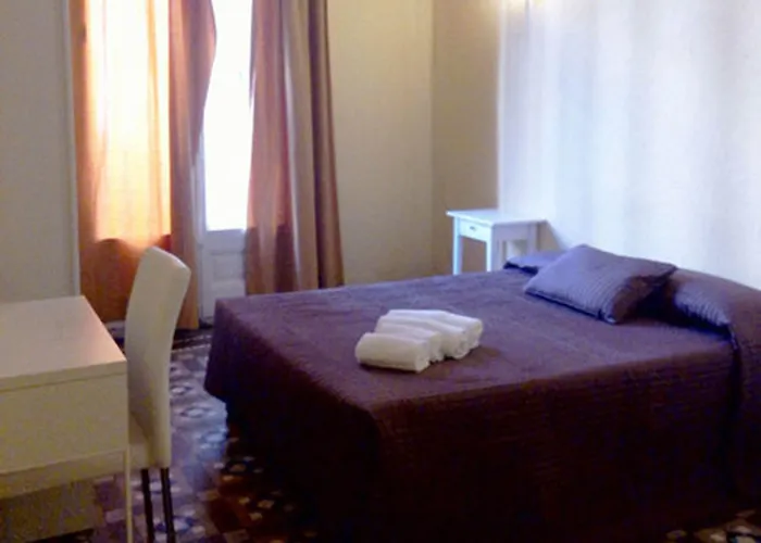 巴尔姆斯中央旅馆 2*