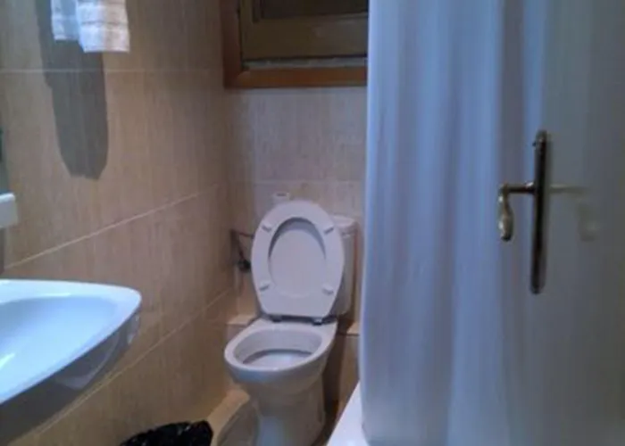 巴尔姆斯中央旅馆 招待所 2*