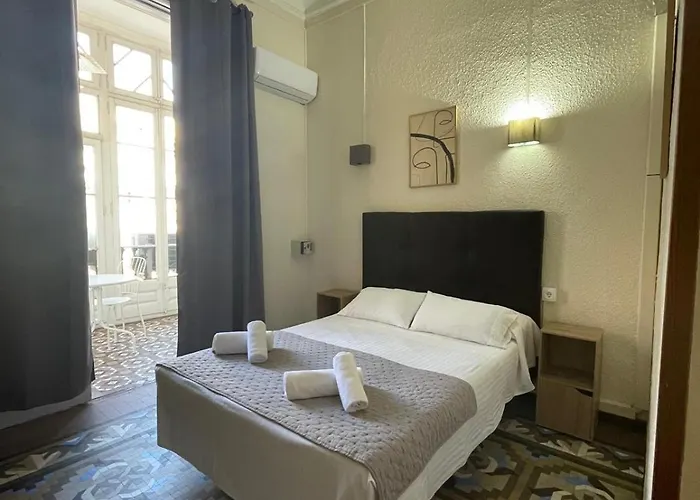 巴尔姆斯中央旅馆 2* 巴塞罗那