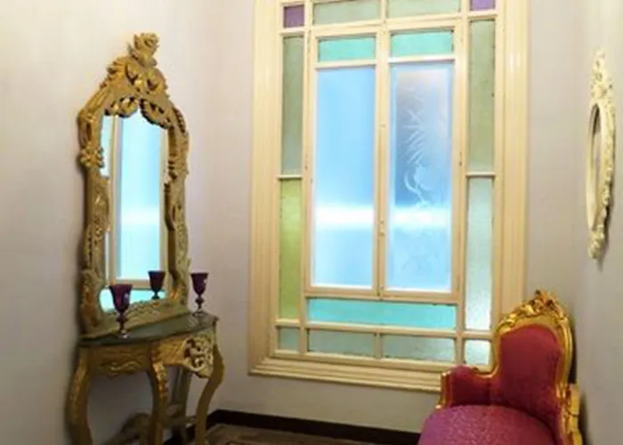 巴尔姆斯中央旅馆 招待所 2*